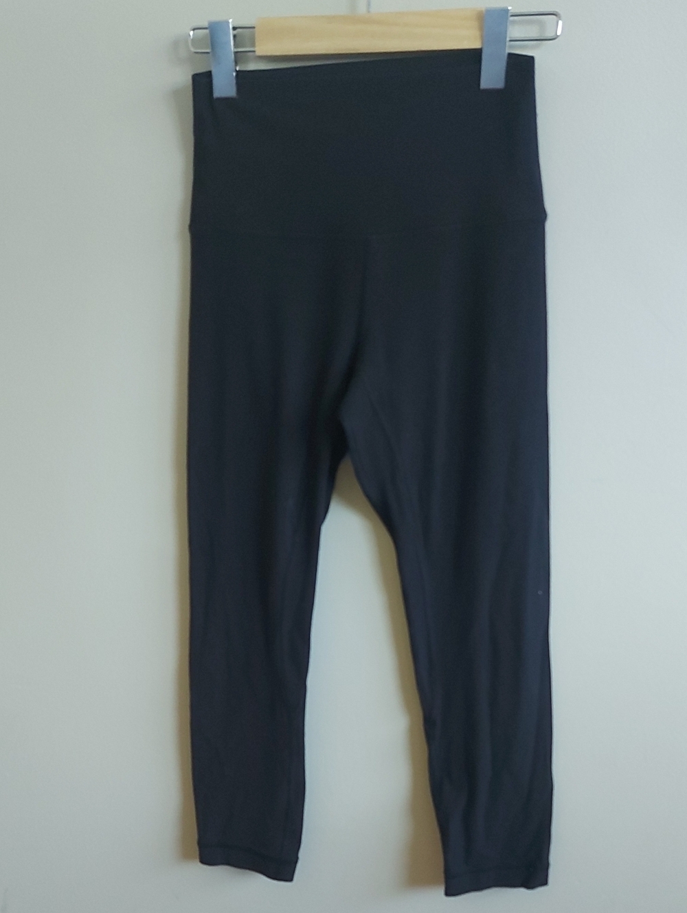 Lululemon Black High-Waist Crop Leggings
